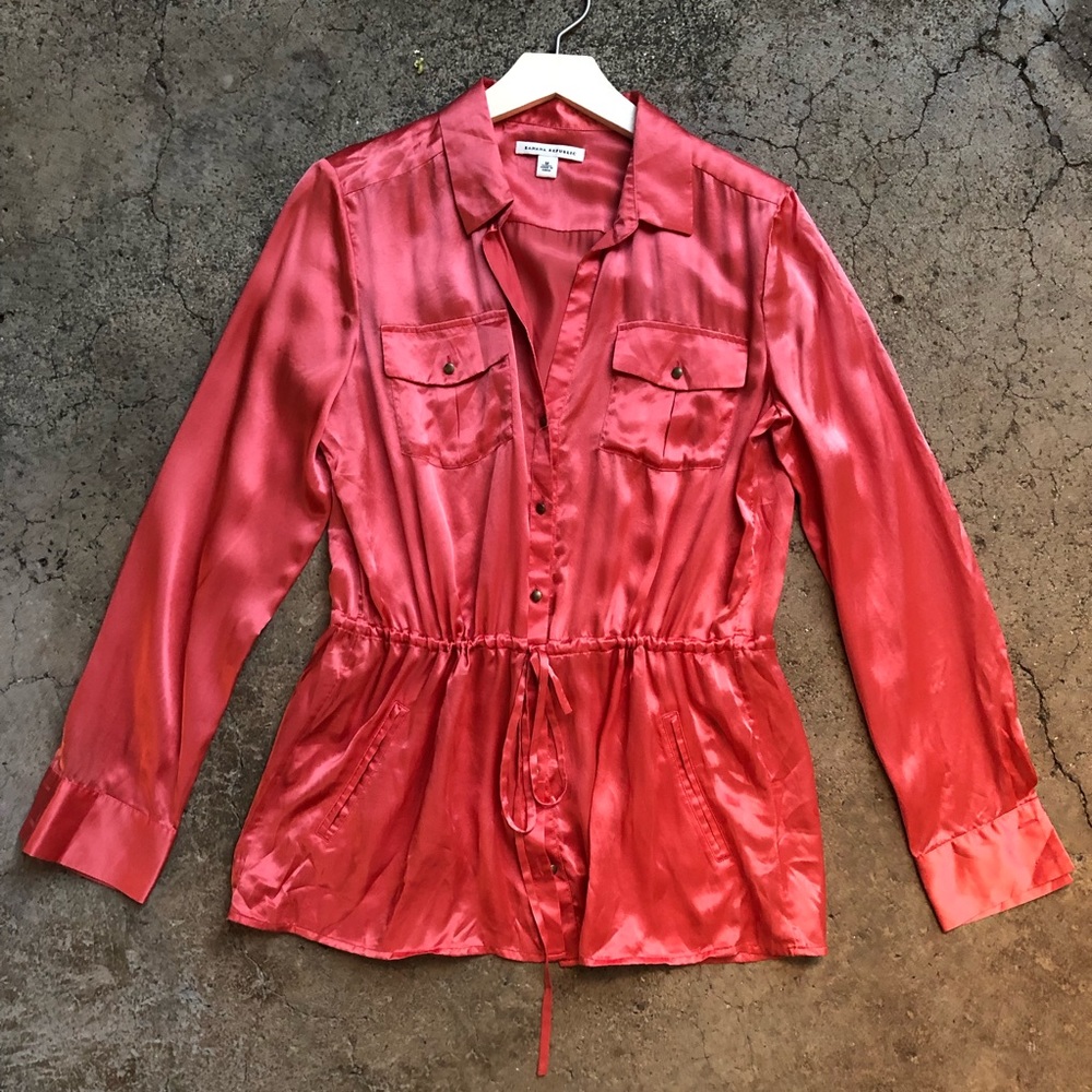 Banana Republic Silk Blouse Coral M unused!